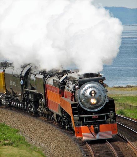 Southern Pacific 4449 and Union Pacific 844 doubleheading!